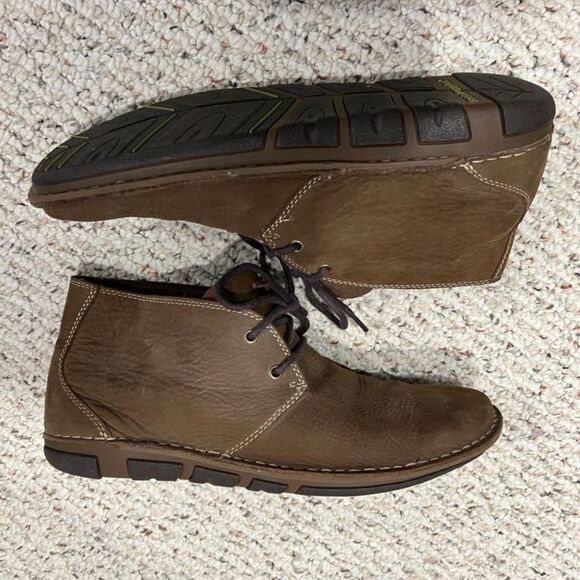 EUC Hush Puppies Brown Leather Chukka Lace-up Boots Size Men's 11 - Picture 9 of 9